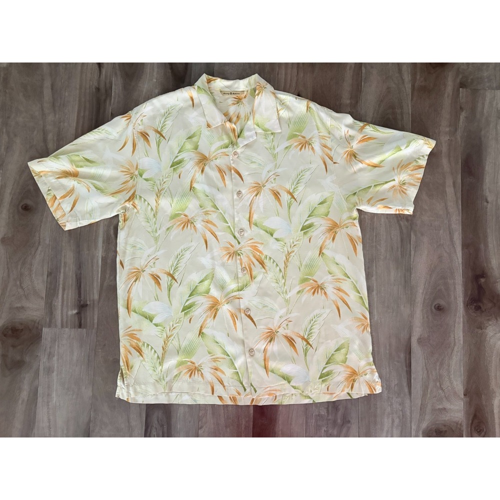 Tommy Bahama‎ Men's 100% Silk Short Sleeve Hawaiian Shirt Relaxed Fit Tropical L